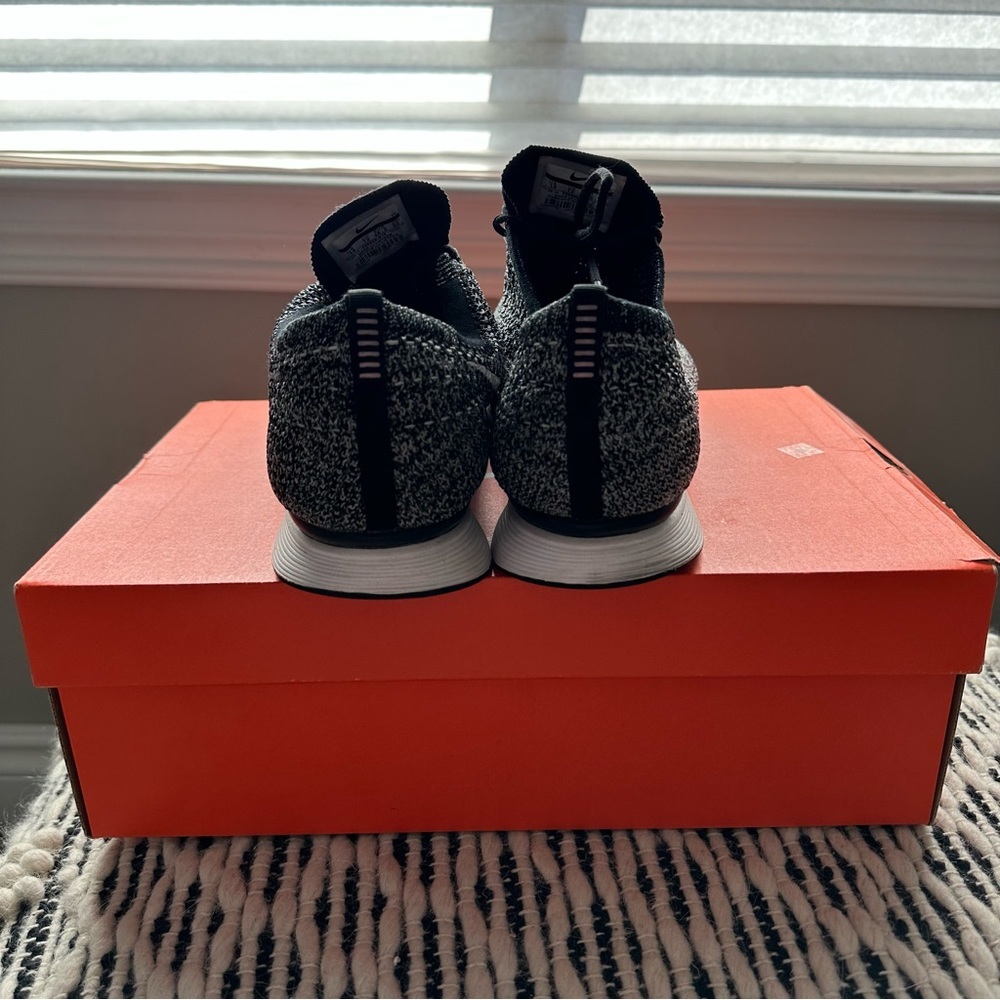 Nike Men’s FlyKnit Racer Oreo 2.0 Black / White 2015 Rare Running Shoes - Picture 5 of 9